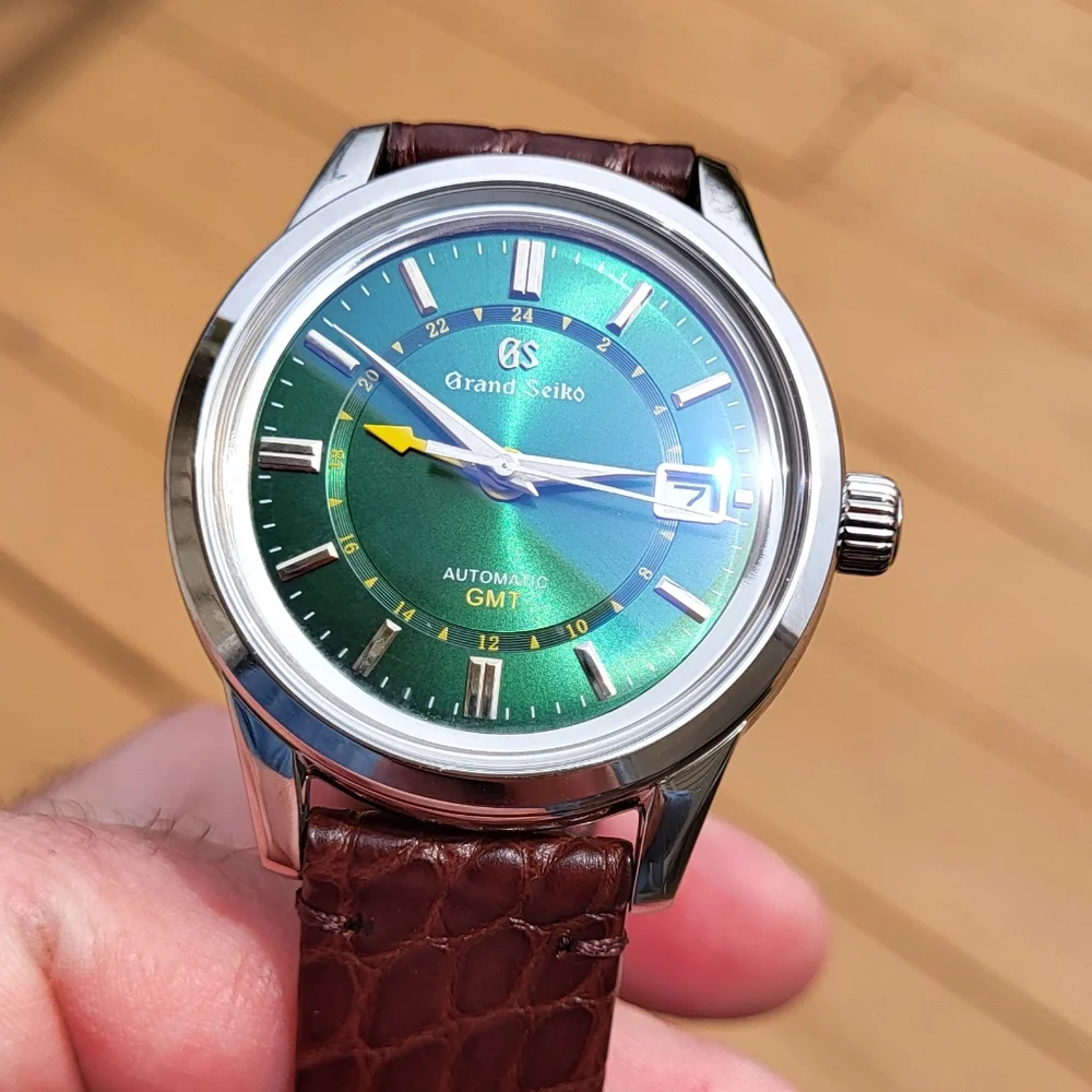 New Custom 39mm Seiko Mod Automatic GMT Watch